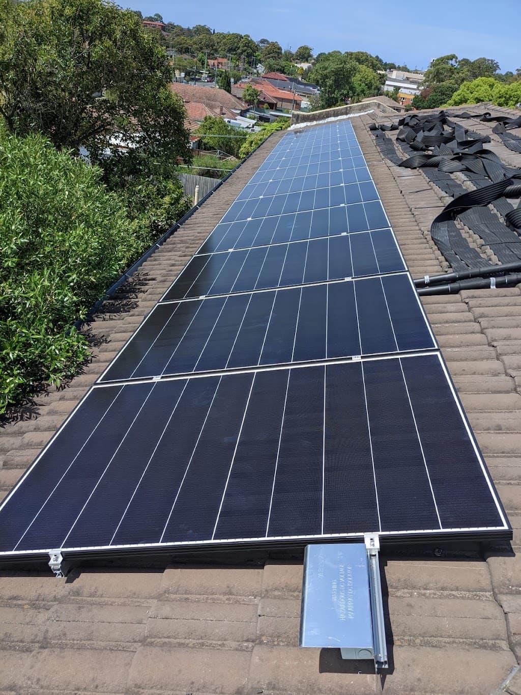 Global Solar World - Solar Panel Suppliers & Installation Sydney