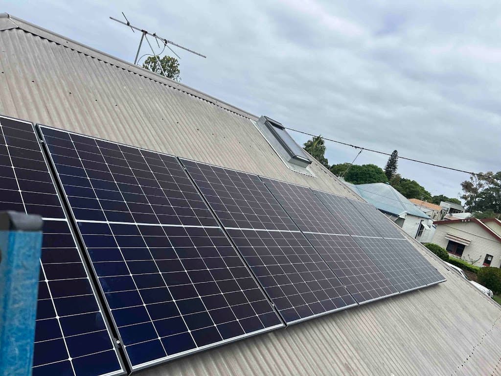 Sine Wave Solar, Newcastle