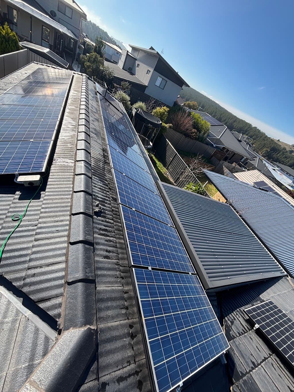 Decked Out Window & Solar Cleaning