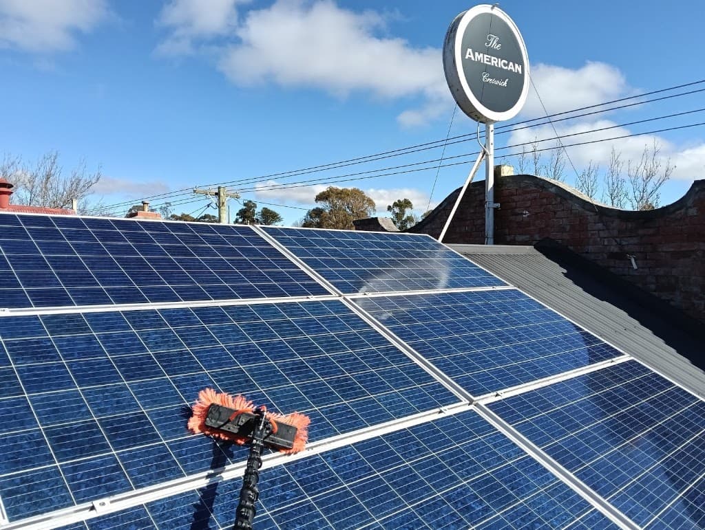 Ultra Clean Solar Services