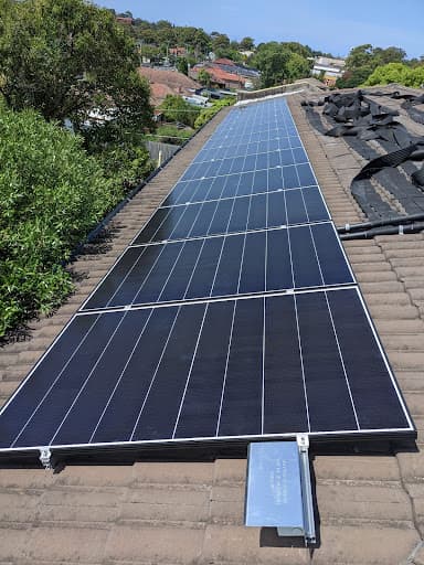 Global Solar World - Solar Panel Suppliers & Installation Sydney — Customer photo