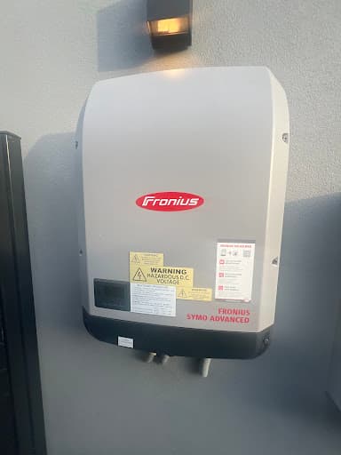 Smart House Solar | Solar Panels, Batteries & Solar Systems in Brisbane — Customer photo