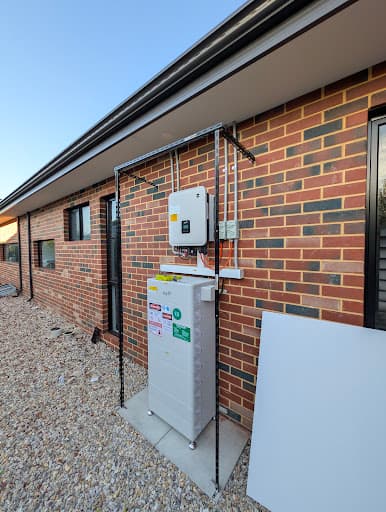 Smart House Solar | Solar Panels, Batteries & Solar Systems in Brisbane — Customer photo
