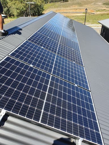 Battery Solar Solutions SA — Customer photo
