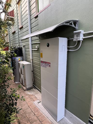 SolarThoughts® - Expert Solar and Battery Installation Company in Brisbane — Customer photo