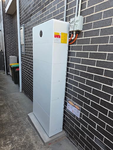 Opera Solar Energy - Solar Panel and Battery Installation in Sydney — Customer photo