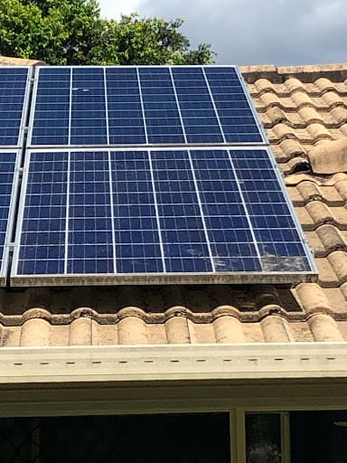 Brisbane Solar Repairs and Solar Hot Water — Customer photo